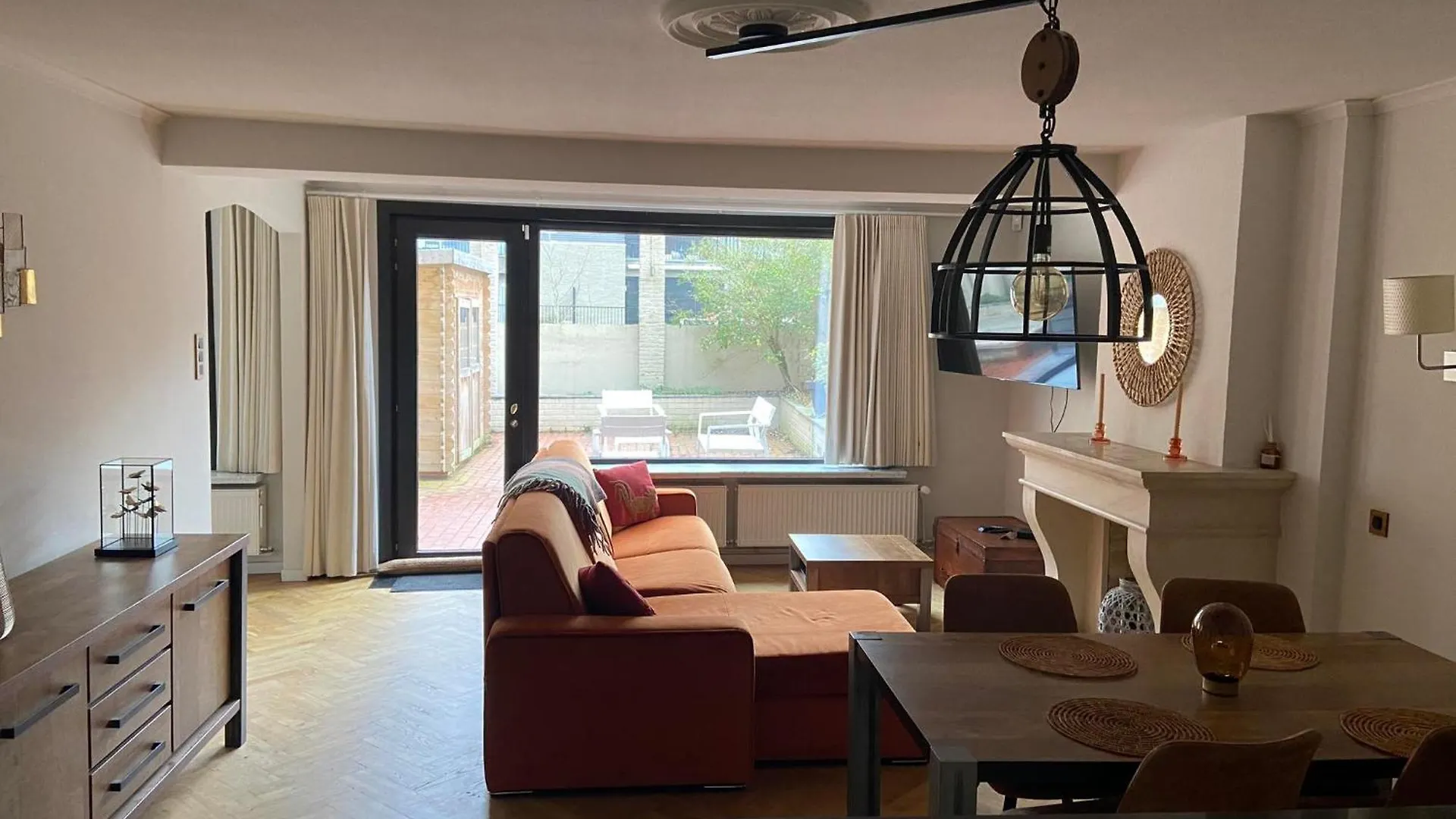 Centraal Gelegen Gezellig Verblijf Met Groot Terras Ostend Apartment